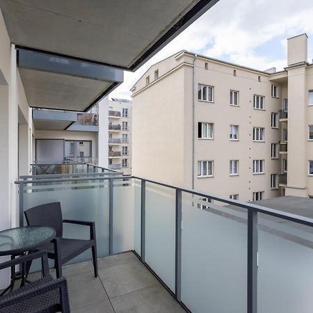 Nowoczesne I Eleganckie Apartamenty Very Berry W Poznaniu By Noclegi Renters Exterior photo