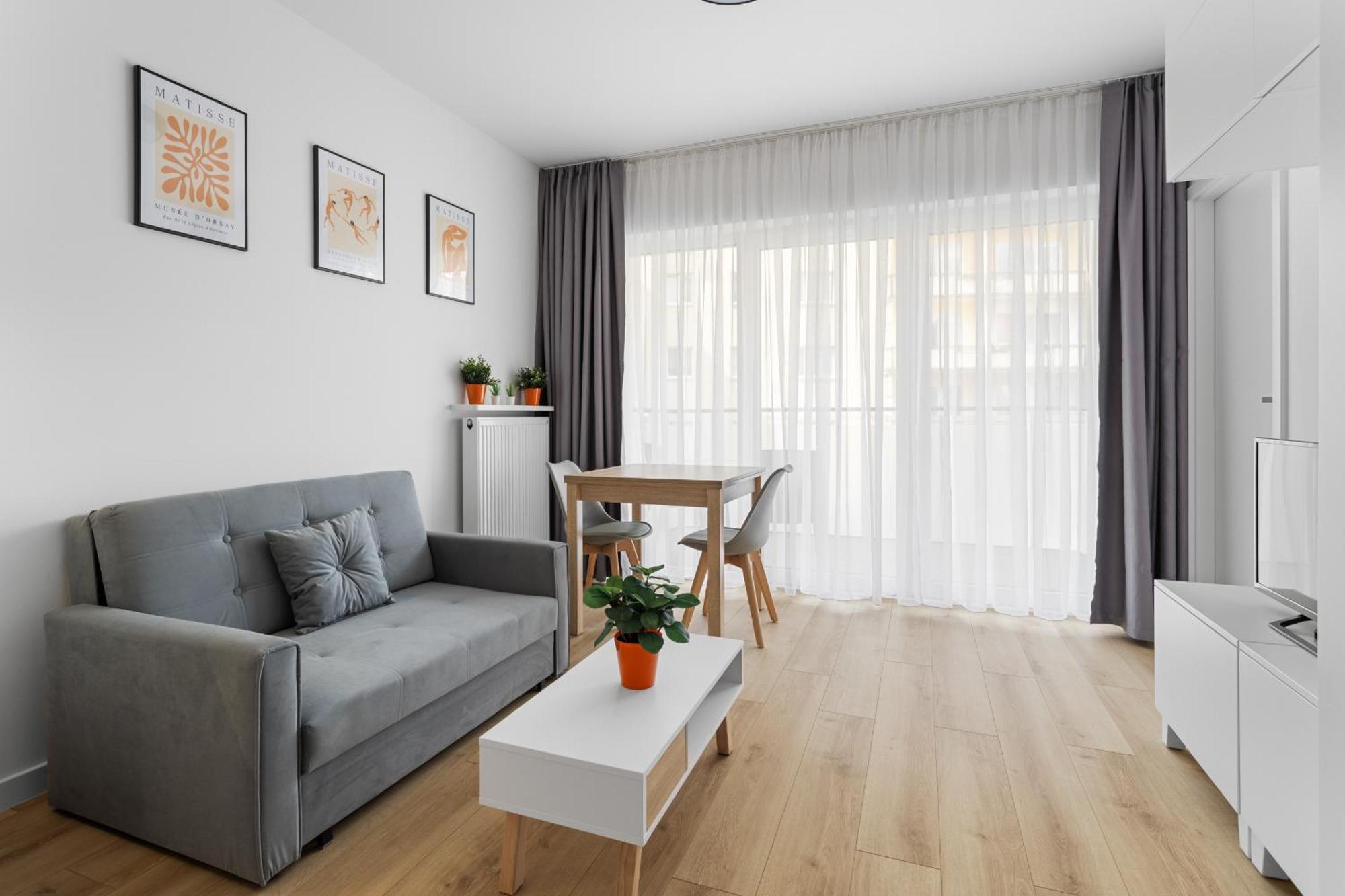 Nowoczesne I Eleganckie Apartamenty Very Berry W Poznaniu By Noclegi Renters Exterior photo